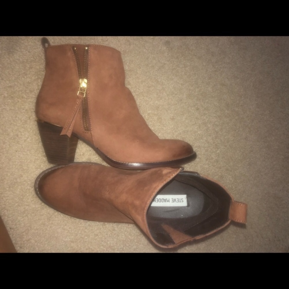 STEVE MADDEN BOOTIES